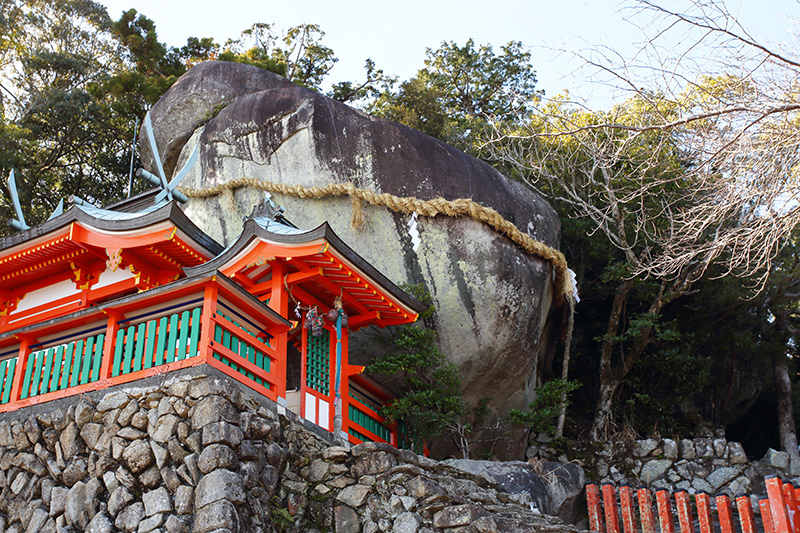 神倉神社の巨岩 ゴトビキ岩